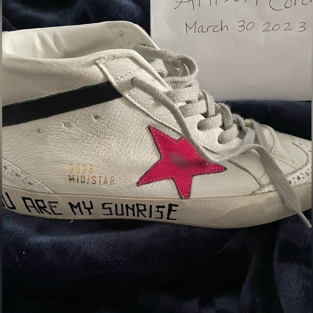 Golden Goose mid stars! Size 40. Worn once, bought in Paris. Too big on me.